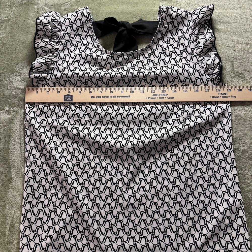 Emery Rose Flutter Sleeve Blouse Tie Back Geometric Print Academia Career Work - Picture 8 of 11